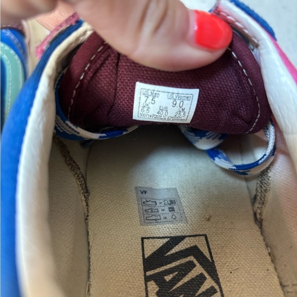 Vans Women's Old Skool Frayed Laces Port Royale Colorblock Suede Skate Sneakers - Picture 7 of 7